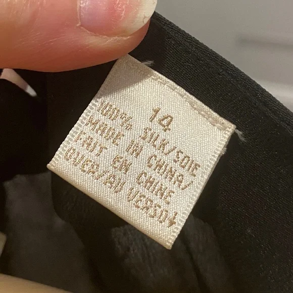 Dana Buchman Silk Gown - Size 14 - Picture 15 of 15